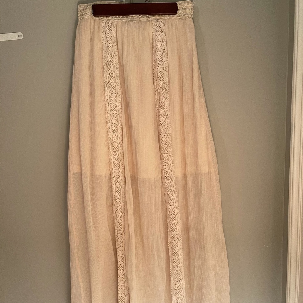Francesca’s skirt